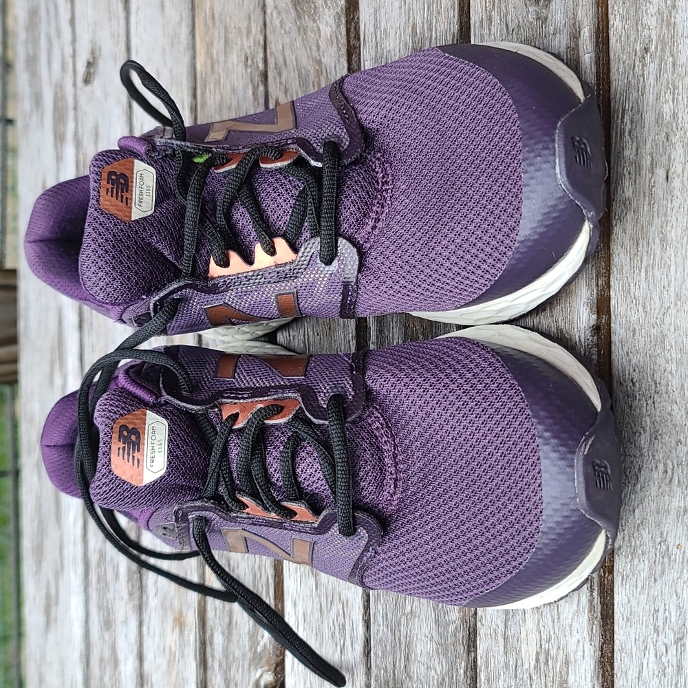 New Balance Ladies Fresh foam 1165 sneakers 9.5